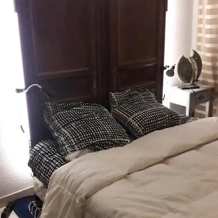 Au Jardin Apartament La Rochelle (Charente-Maritime)