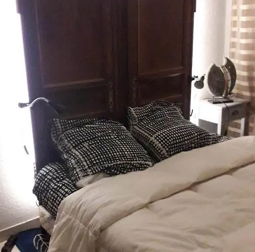 Au Jardin Apartment La Rochelle (Charente-Maritime)