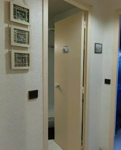 Au Jardin Apartment *